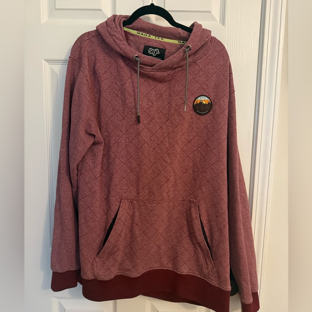 Saga Men's Quilted zippered pocket hoodie- Burgundy